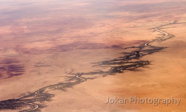 Lake Eyre (Day 3)_20070408_056.jpg